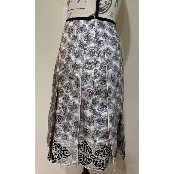 White House Black Market Skirt Silk Black White Size 12 - Picture 3 of 7